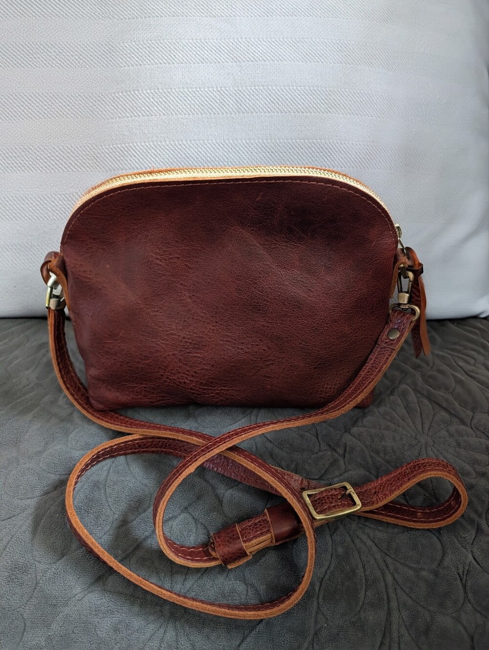 Portland Leather OG Nutmeg Eclipse Crossbody Large - Picture 2 of 4